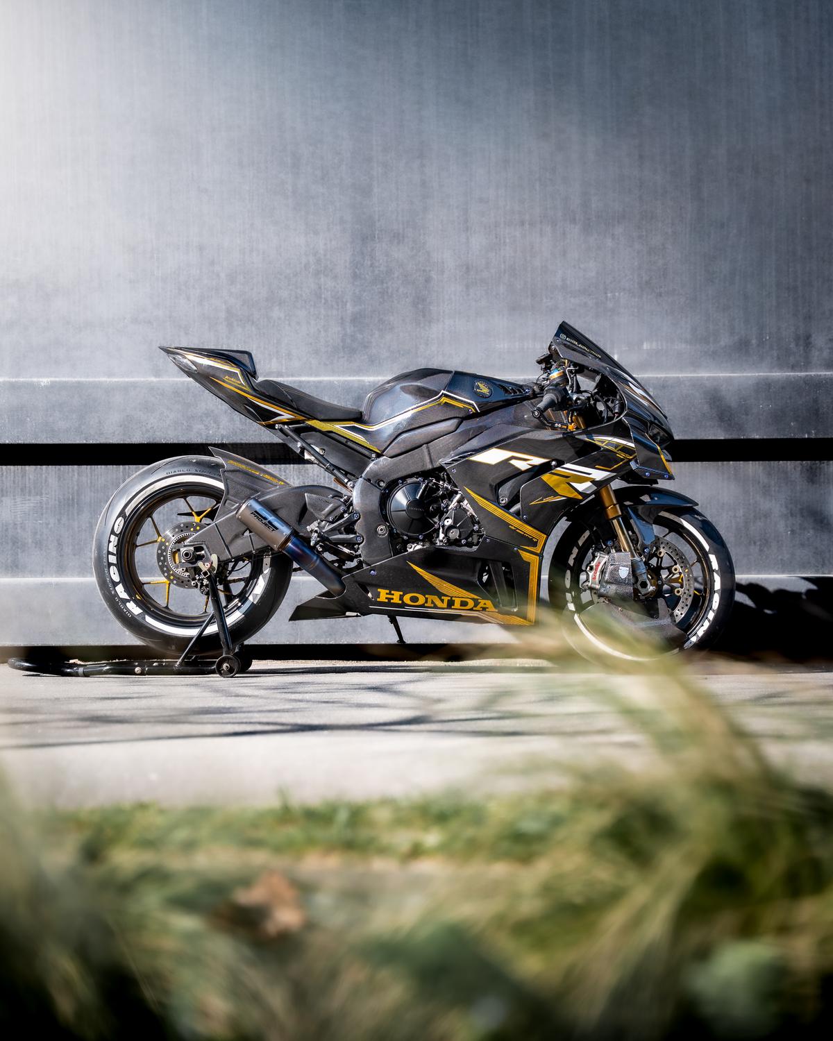 Honda CBR 1000RR-R