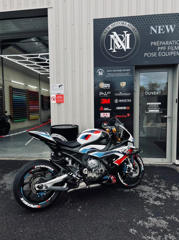 BMW S1000RR